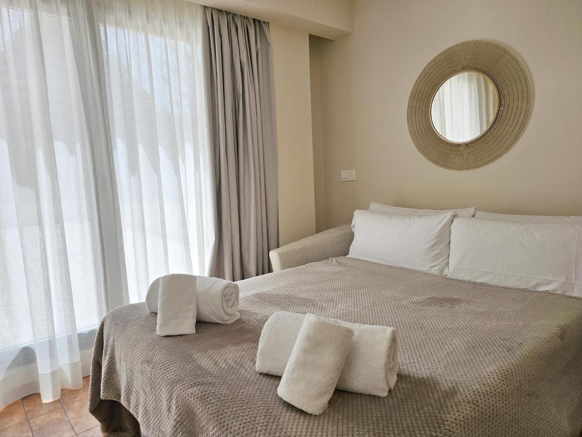 Apartamentos Las Ciencias R Valencia Kültér fotó